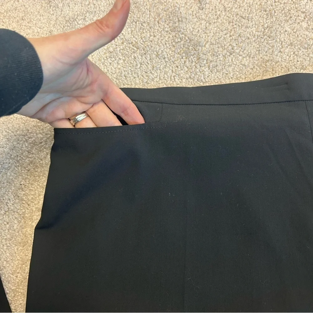 Akris Punto black wool trouser dress pants Sz 16 career professional business